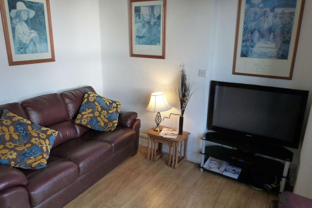 Hurst Dene Aparthotel Swansea Esterno foto